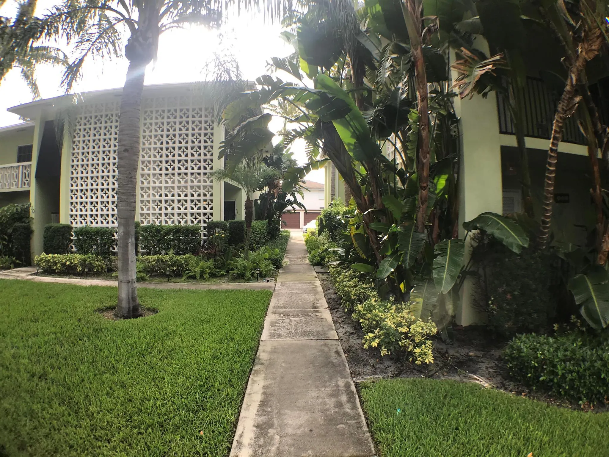 102 N Lakeside Drive, #1