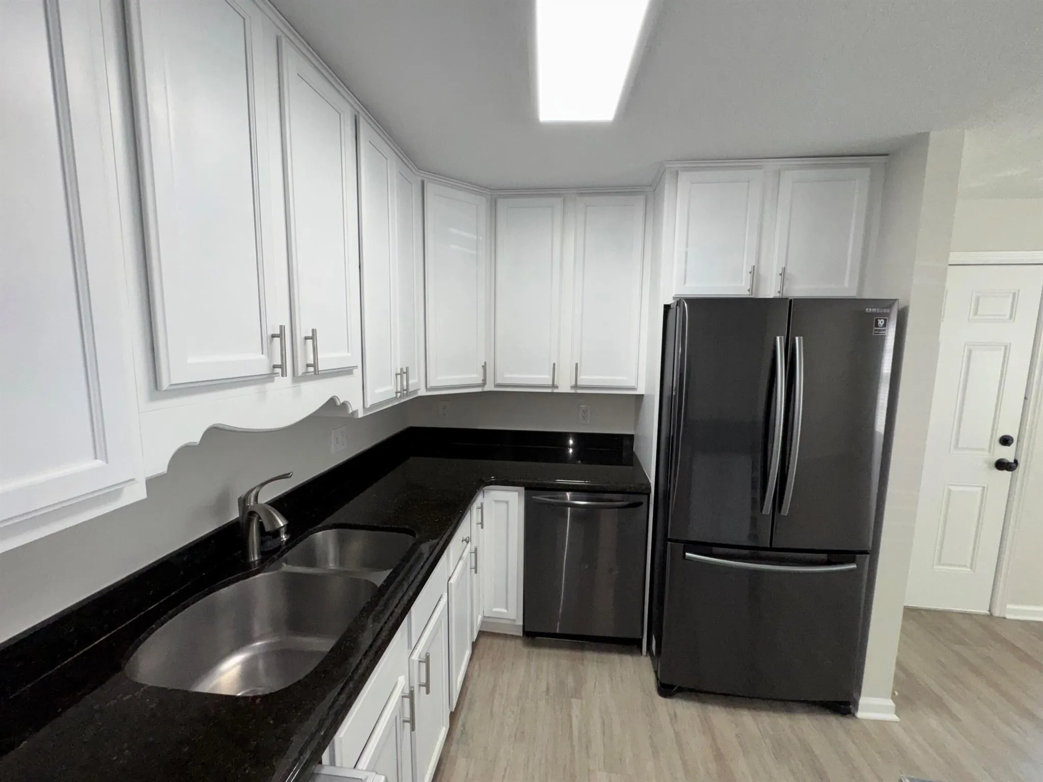102 N Lakeside Drive, #1