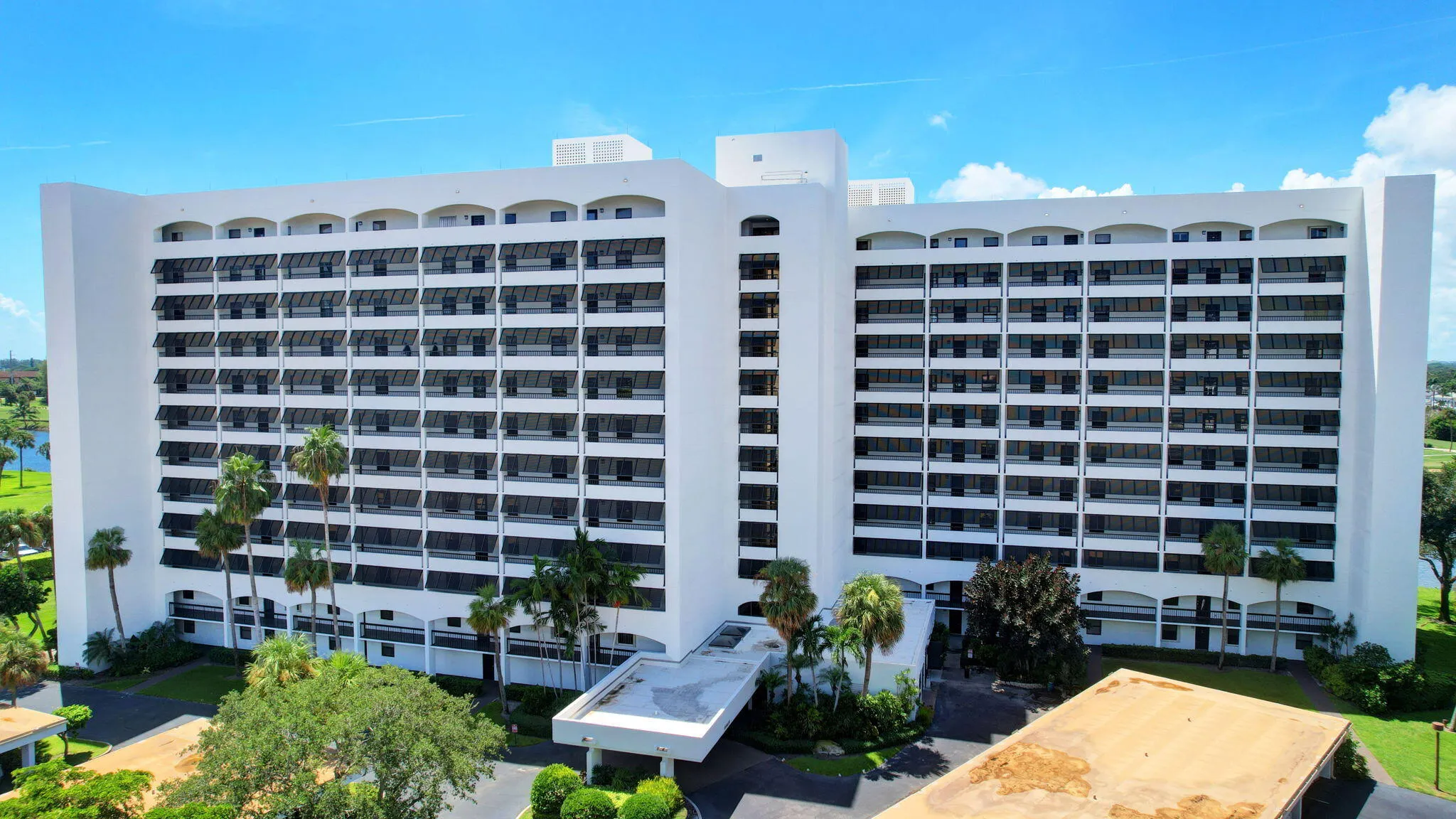356 Golfview Road, #609