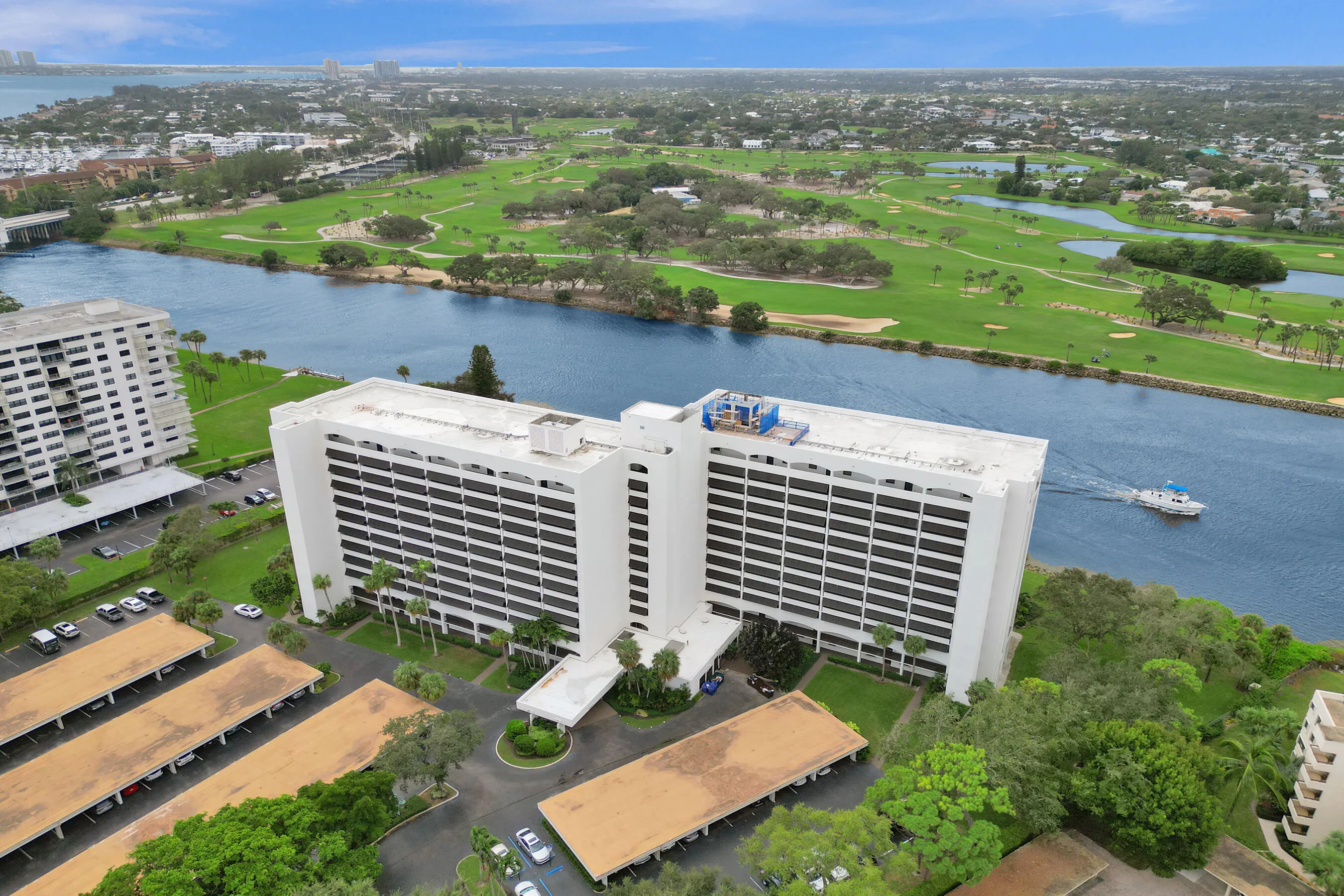 356 Golfview Road, #609