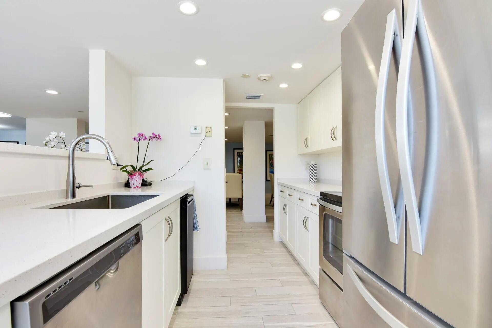 356 Golfview Road, #609