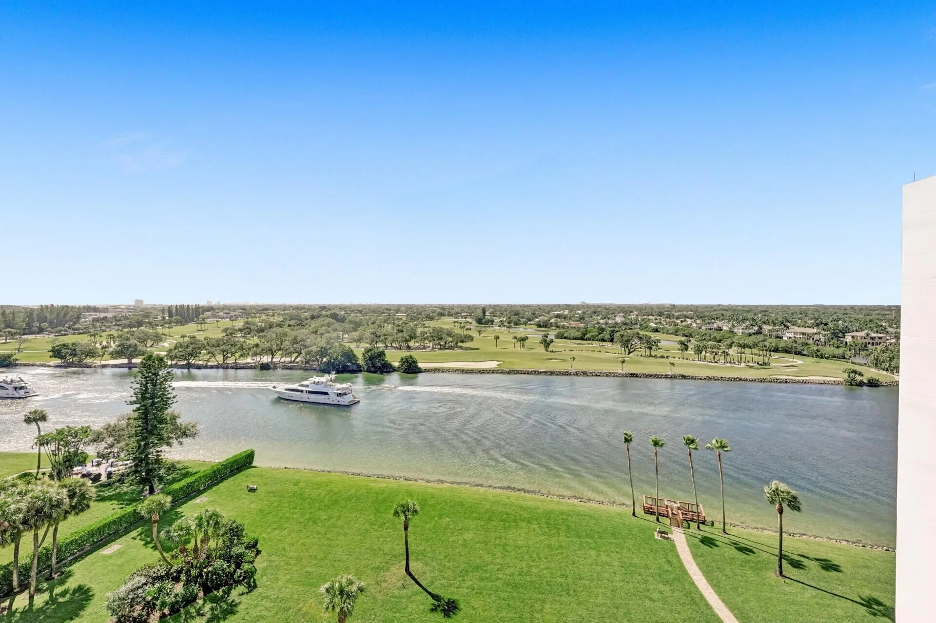 356 Golfview Road, #609
