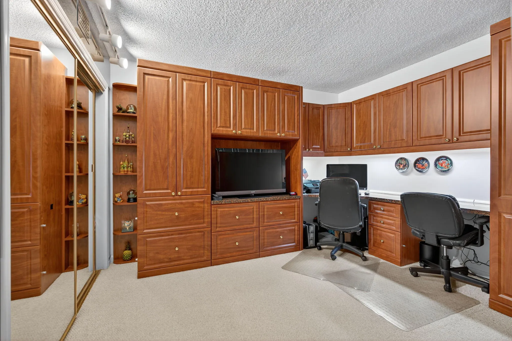 356 Golfview Road, #609