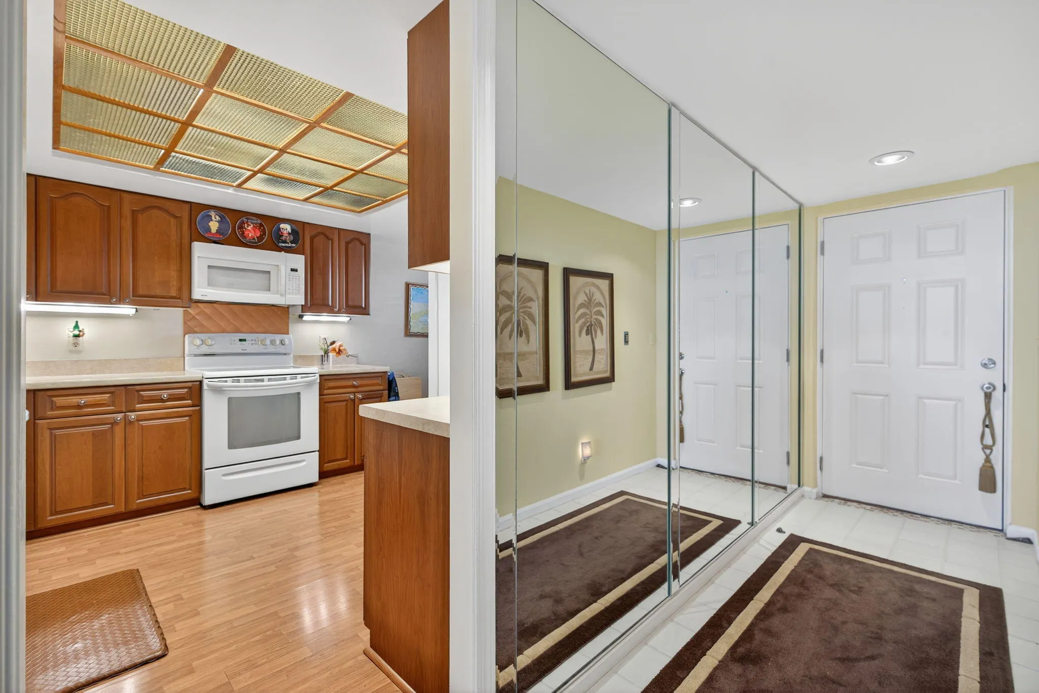 356 Golfview Road, #609