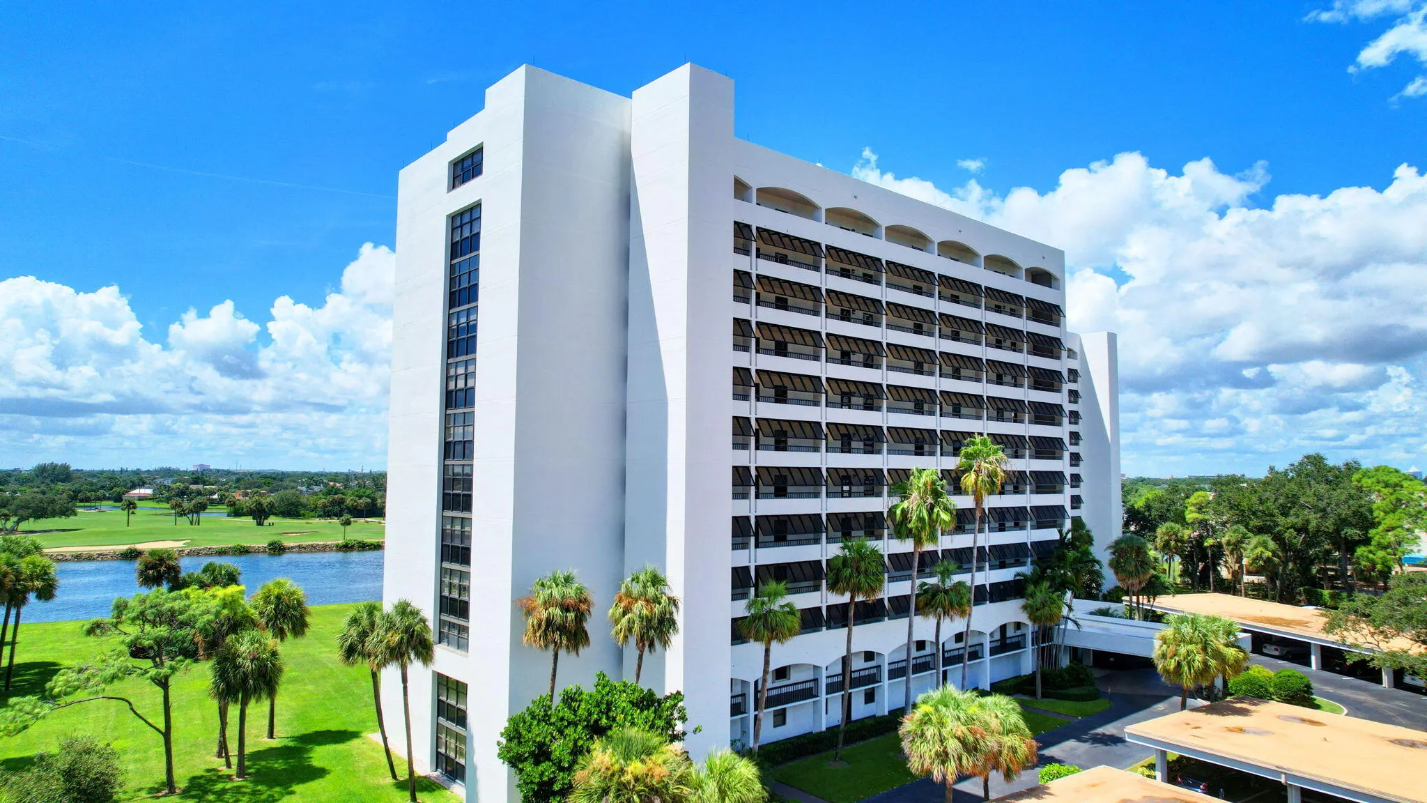 356 Golfview Road, #609