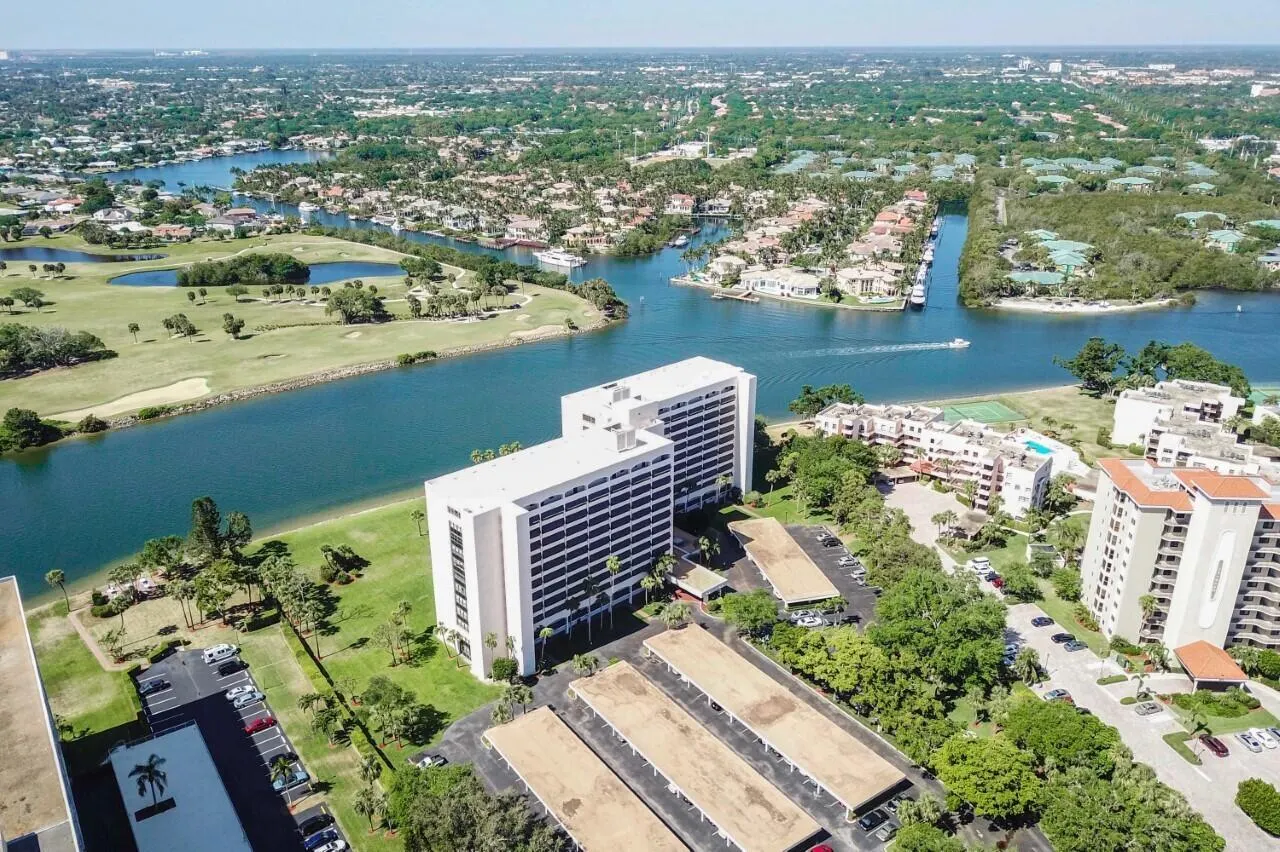 356 Golfview Road, #609