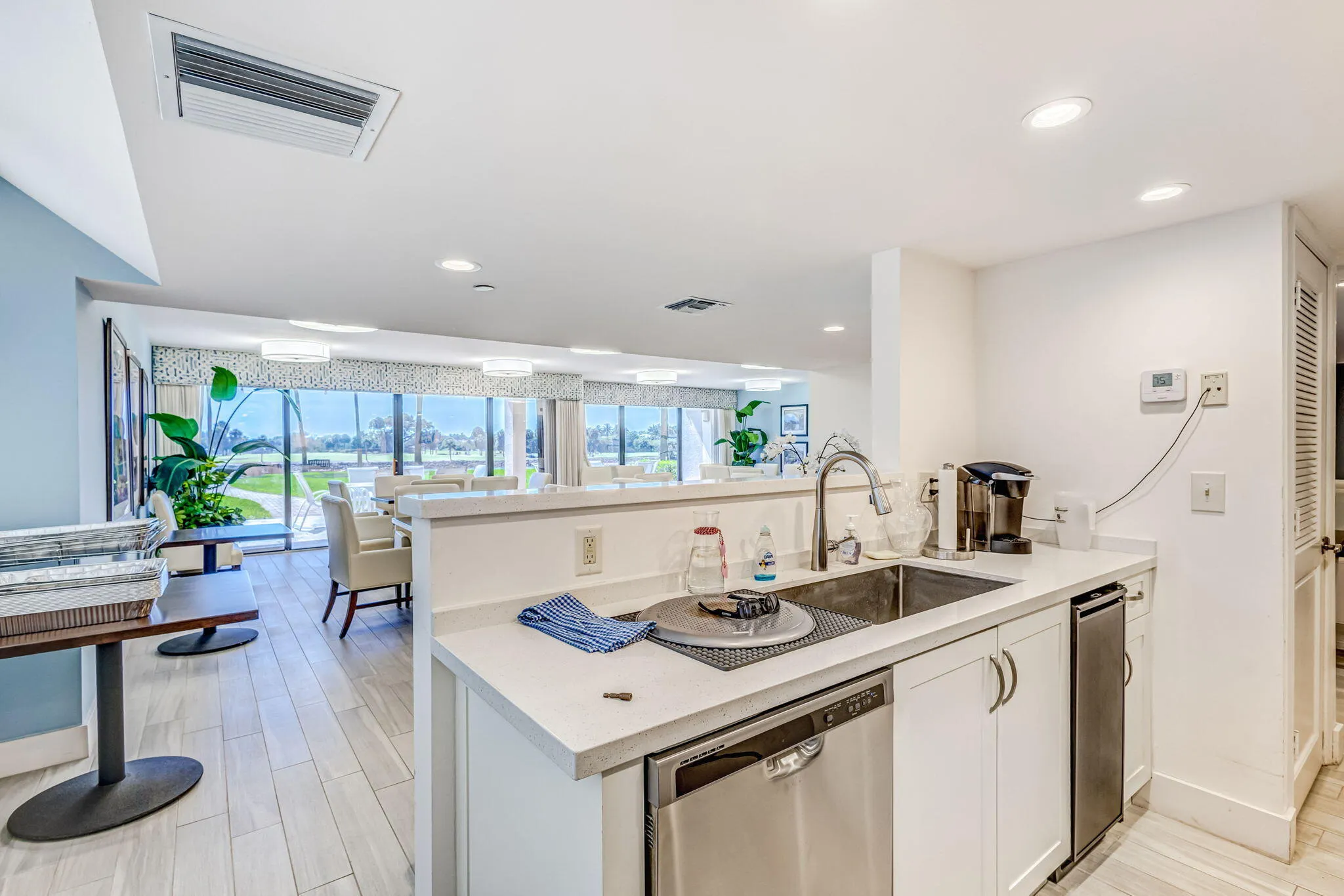 356 Golfview Road, #609