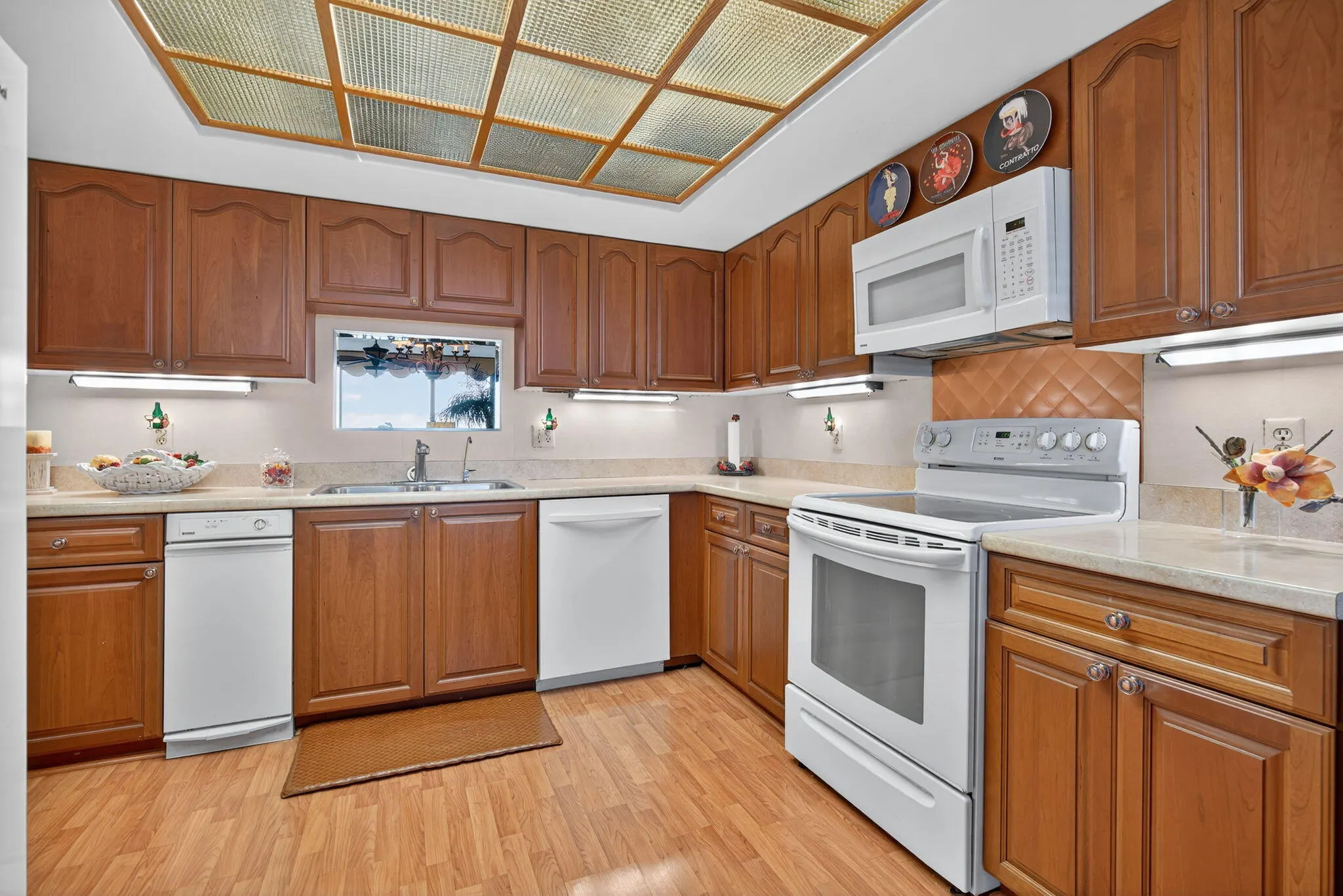 356 Golfview Road, #609