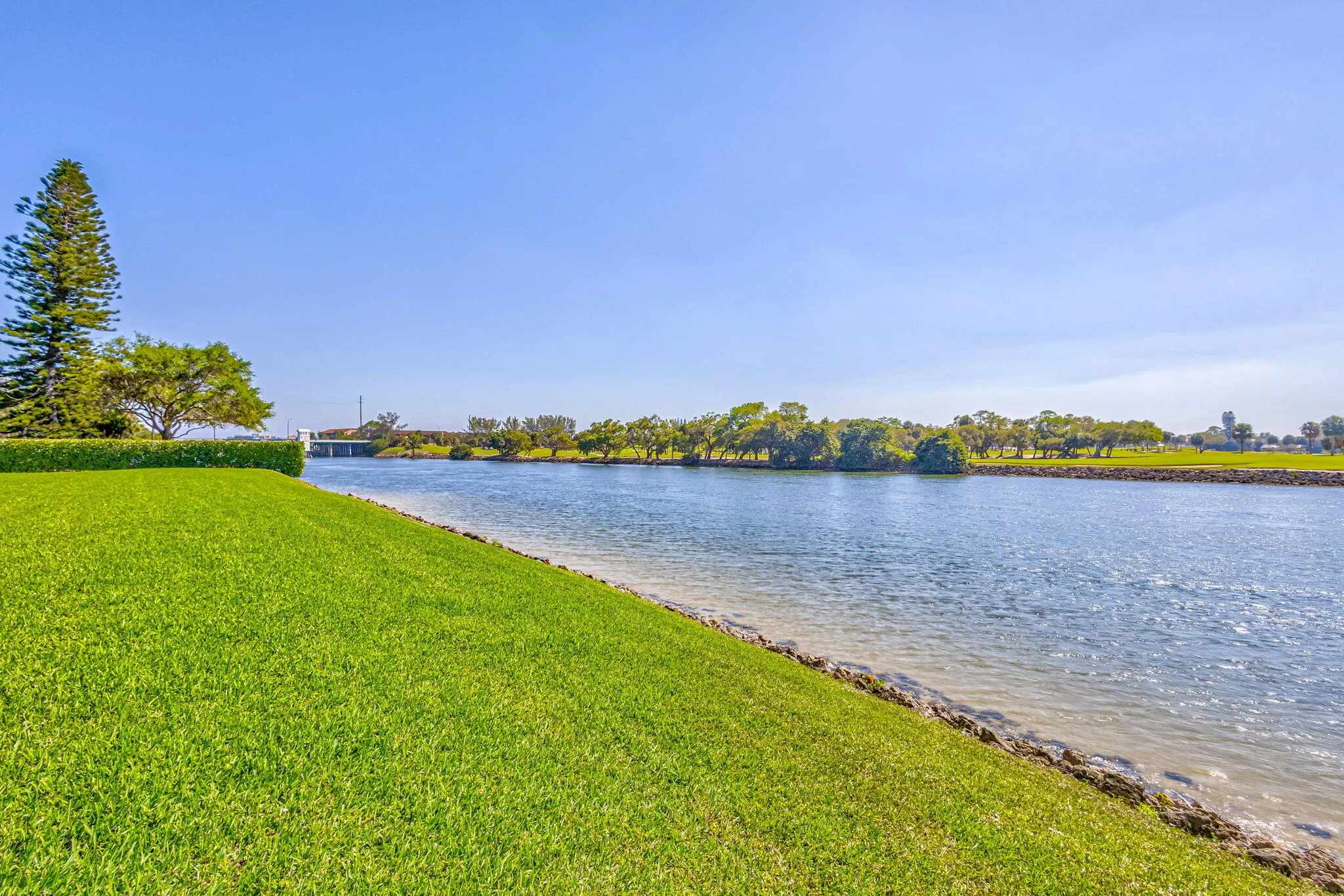 356 Golfview Road, #609