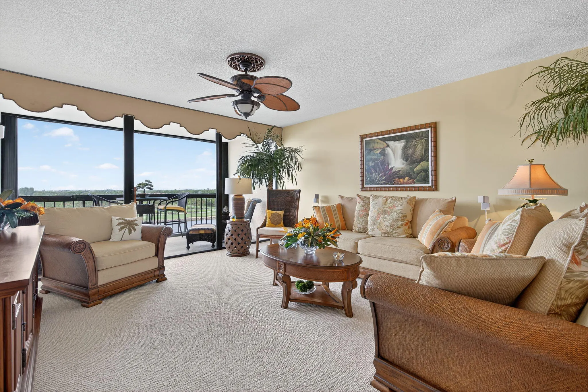 356 Golfview Road, #609