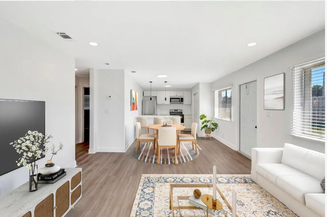 832 E Tiffany Drive, #1