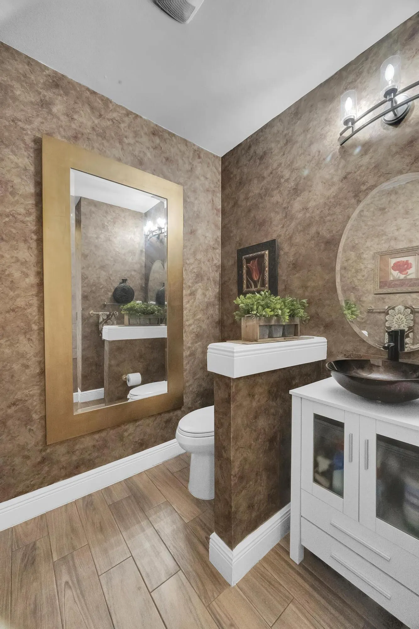 5600 NE Trieste Terrace
