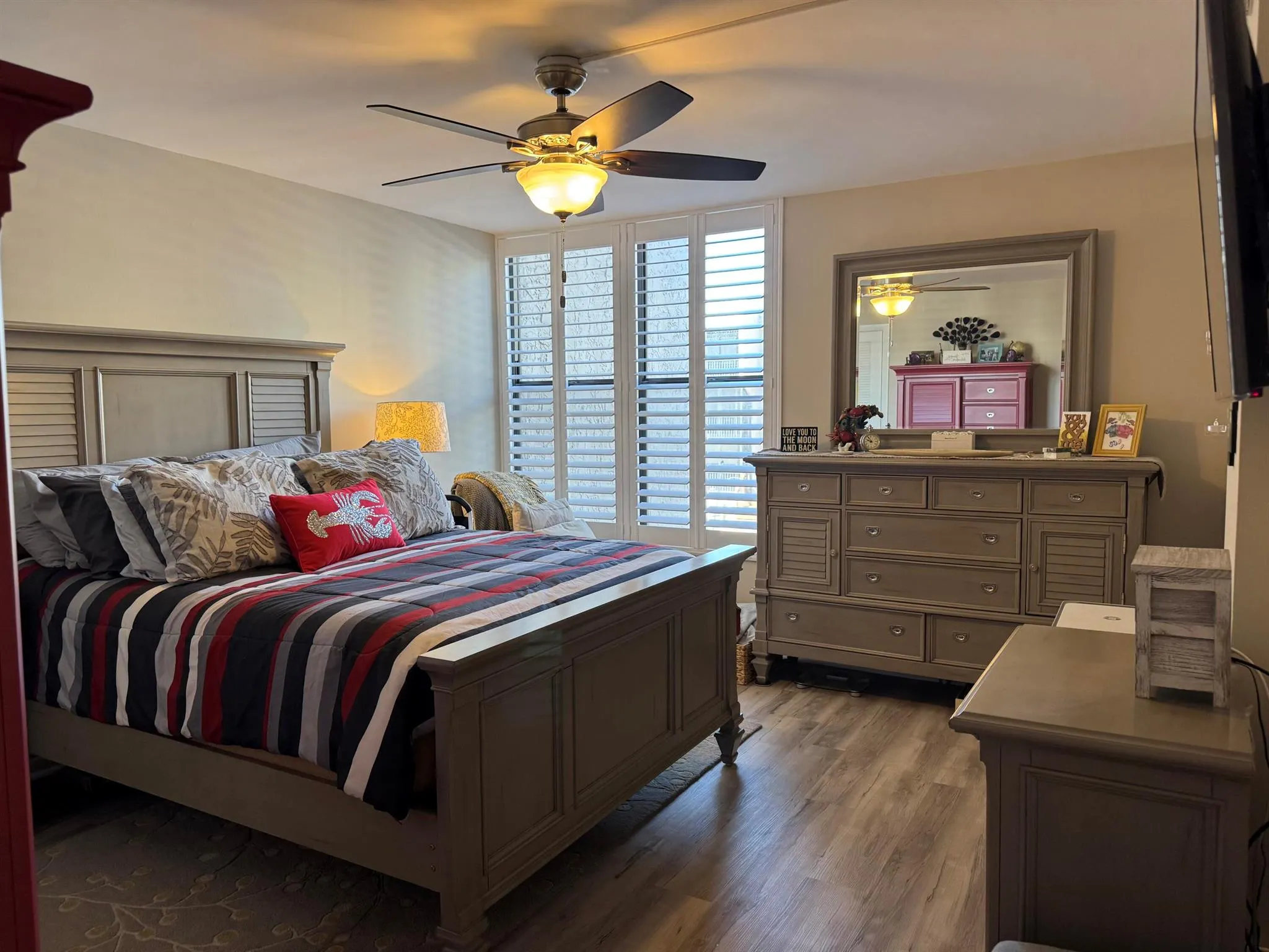 12 Royal Palm Way, #2040