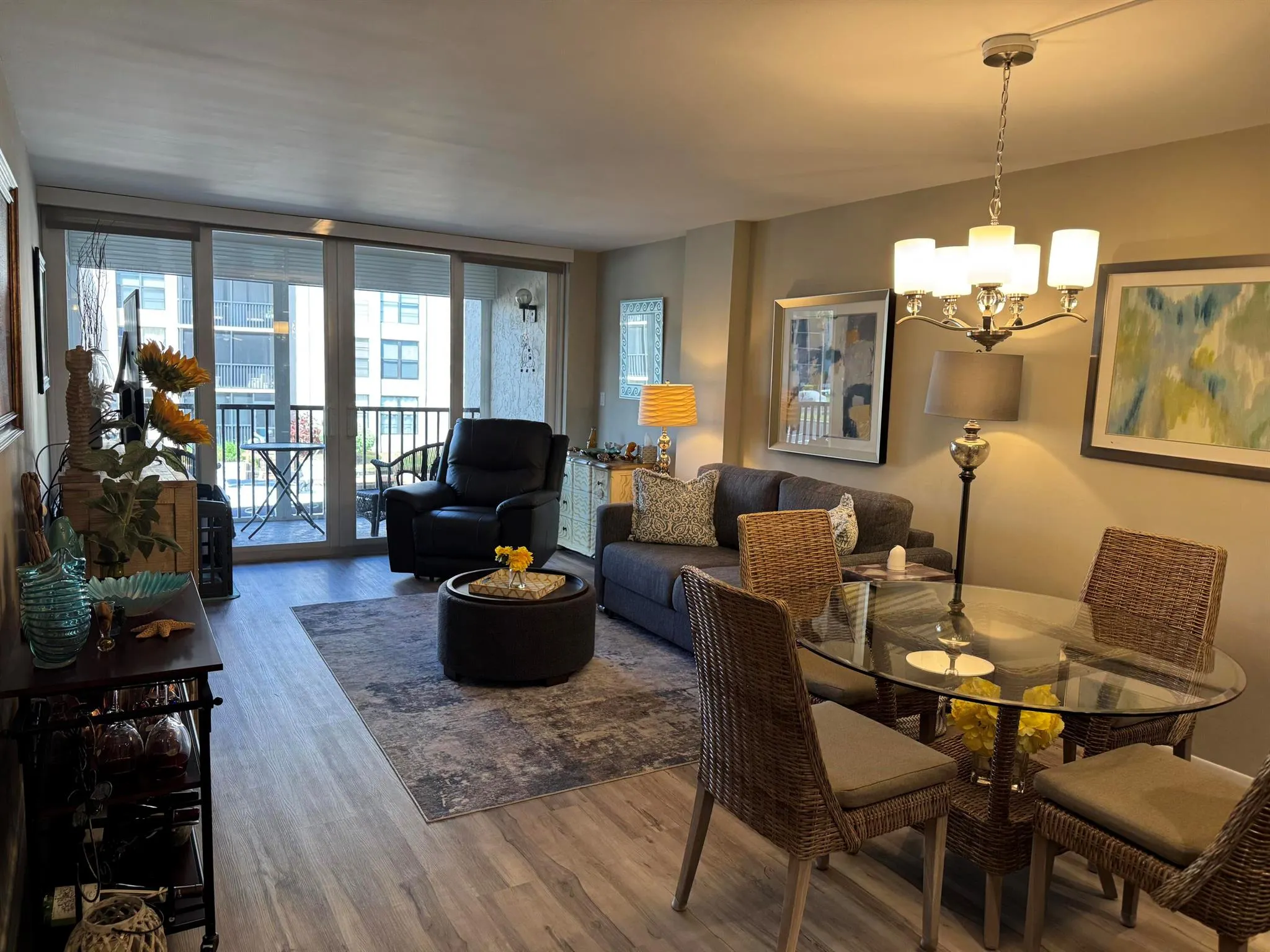 12 Royal Palm Way, #2040