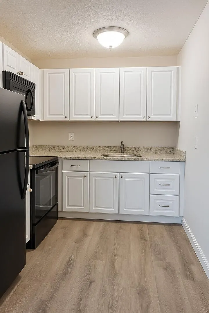2724 Vandiver Drive, #15a