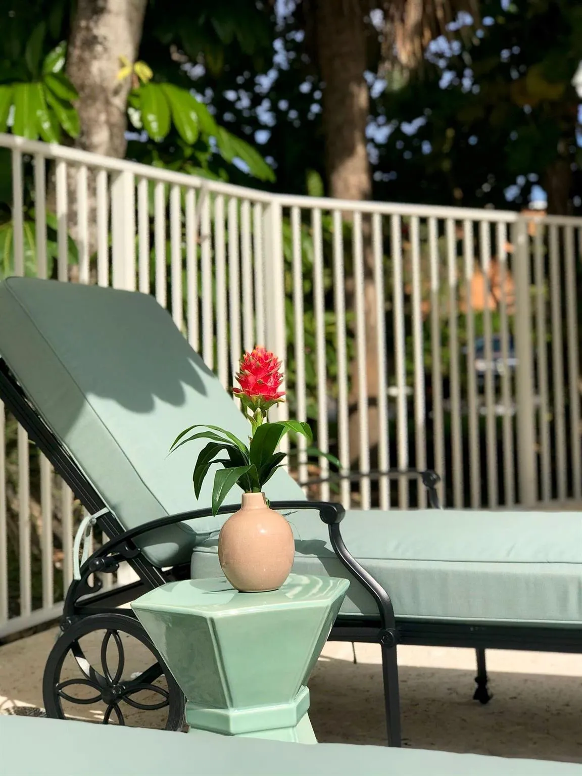 2724 Vandiver Drive, #15a