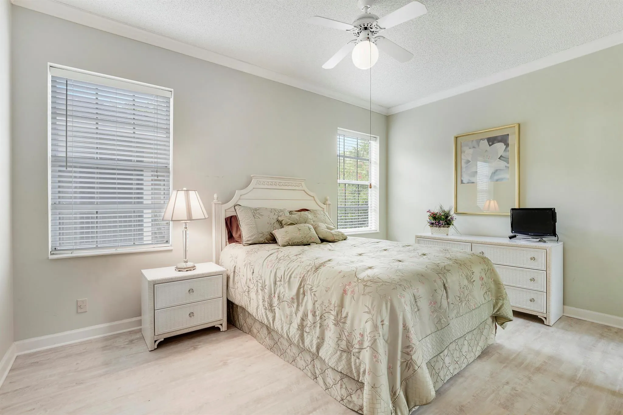 7599 Cinebar Drive, #36u