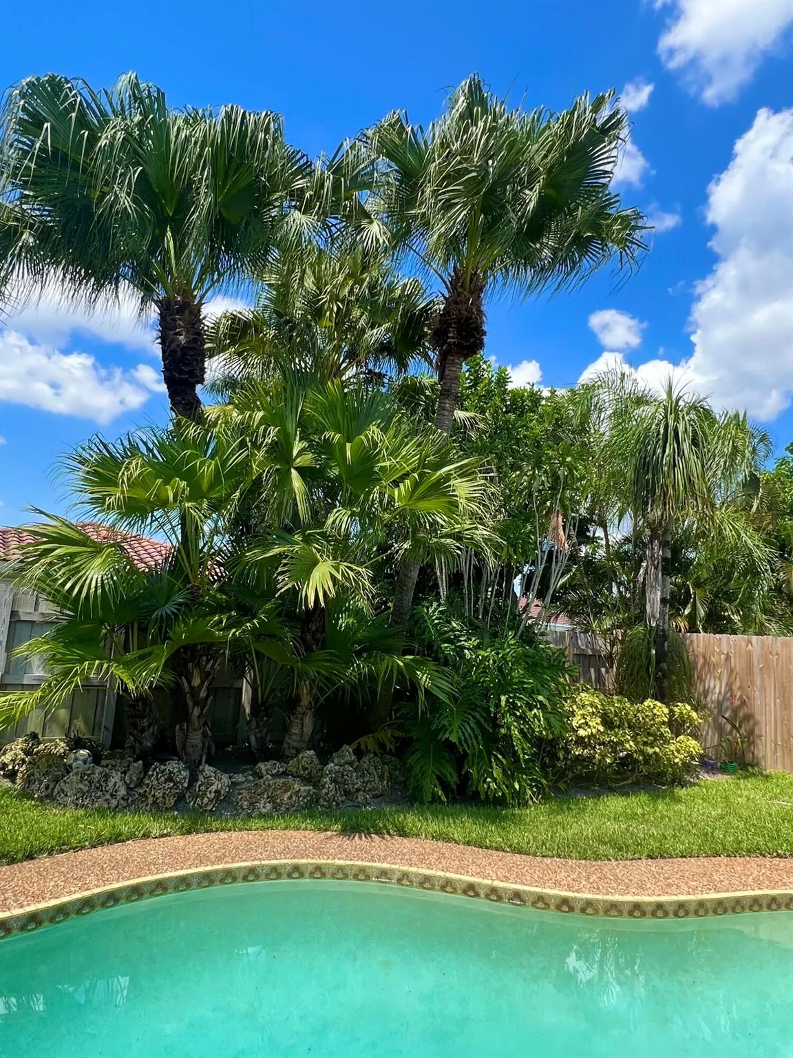 3421 NW 25th Terrace