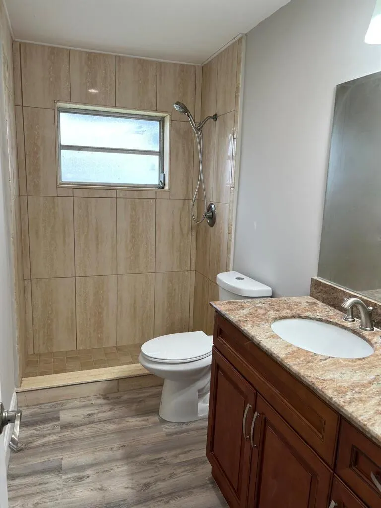 3421 NW 25th Terrace