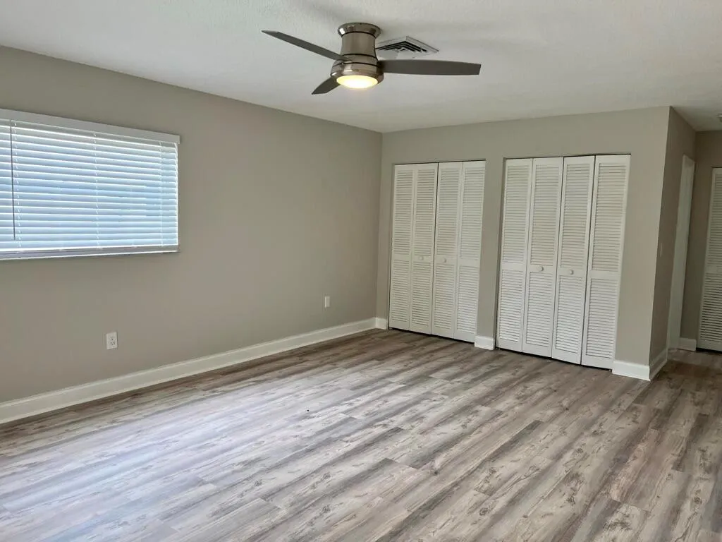 3421 NW 25th Terrace