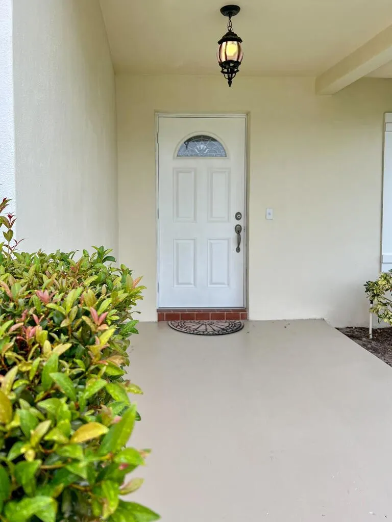 3421 NW 25th Terrace