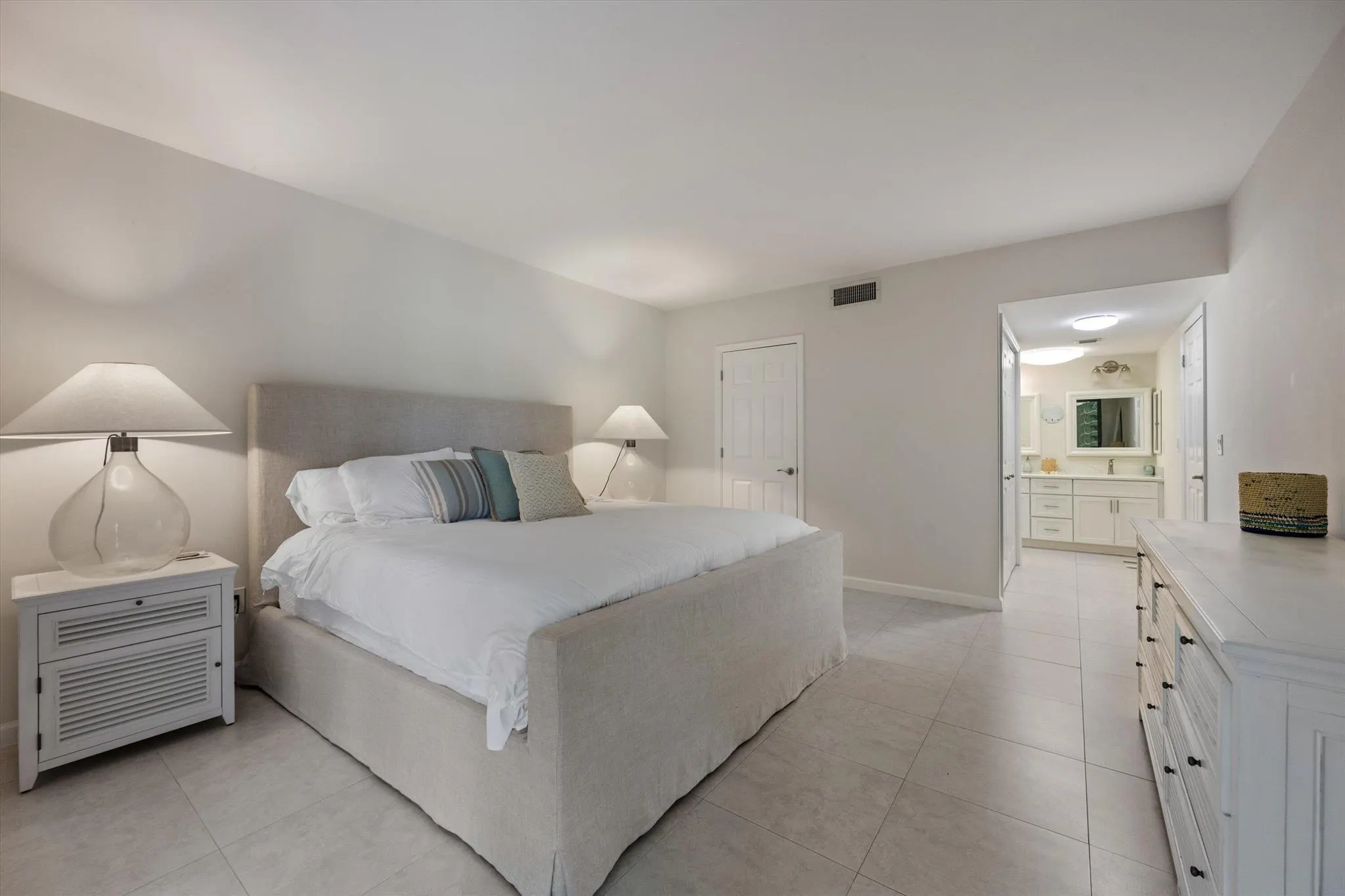 13334 Polo Club Road, #228