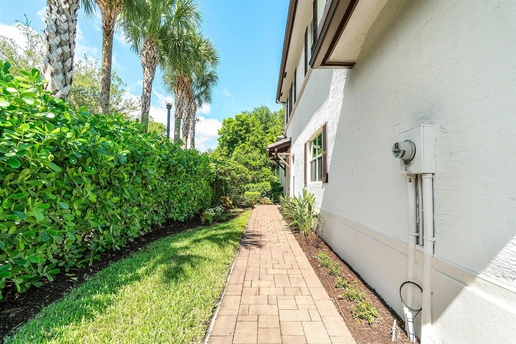 11401 Pointe Midtown Drive