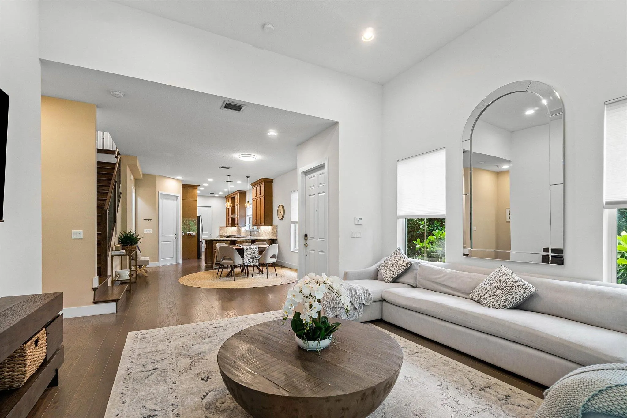 11401 Pointe Midtown Drive