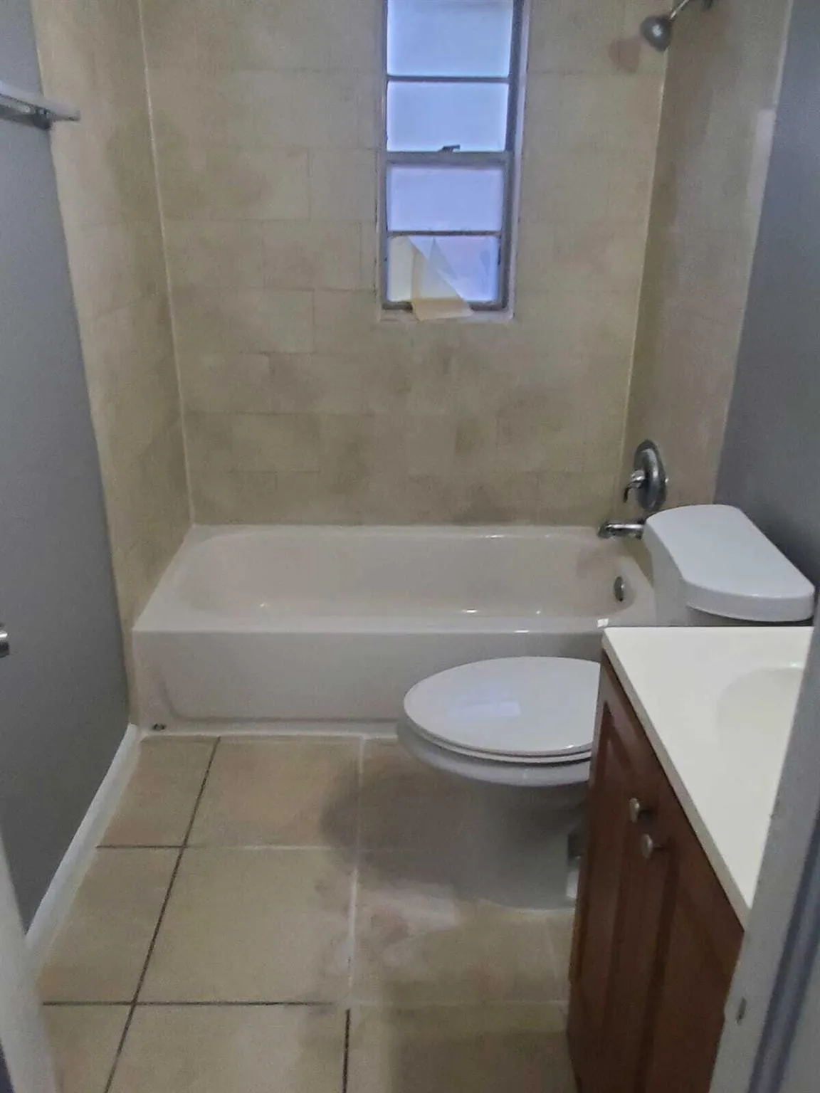 1232 W 35th Street