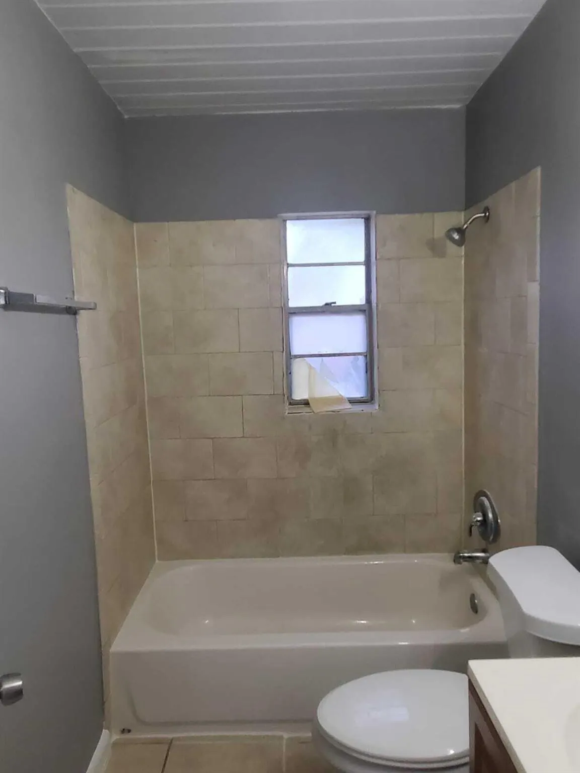 1232 W 35th Street
