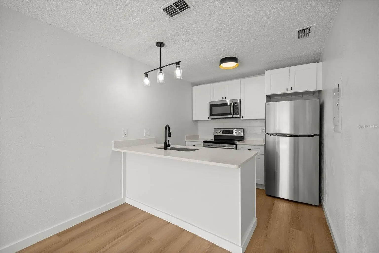 5425 SE 30th Place, #B