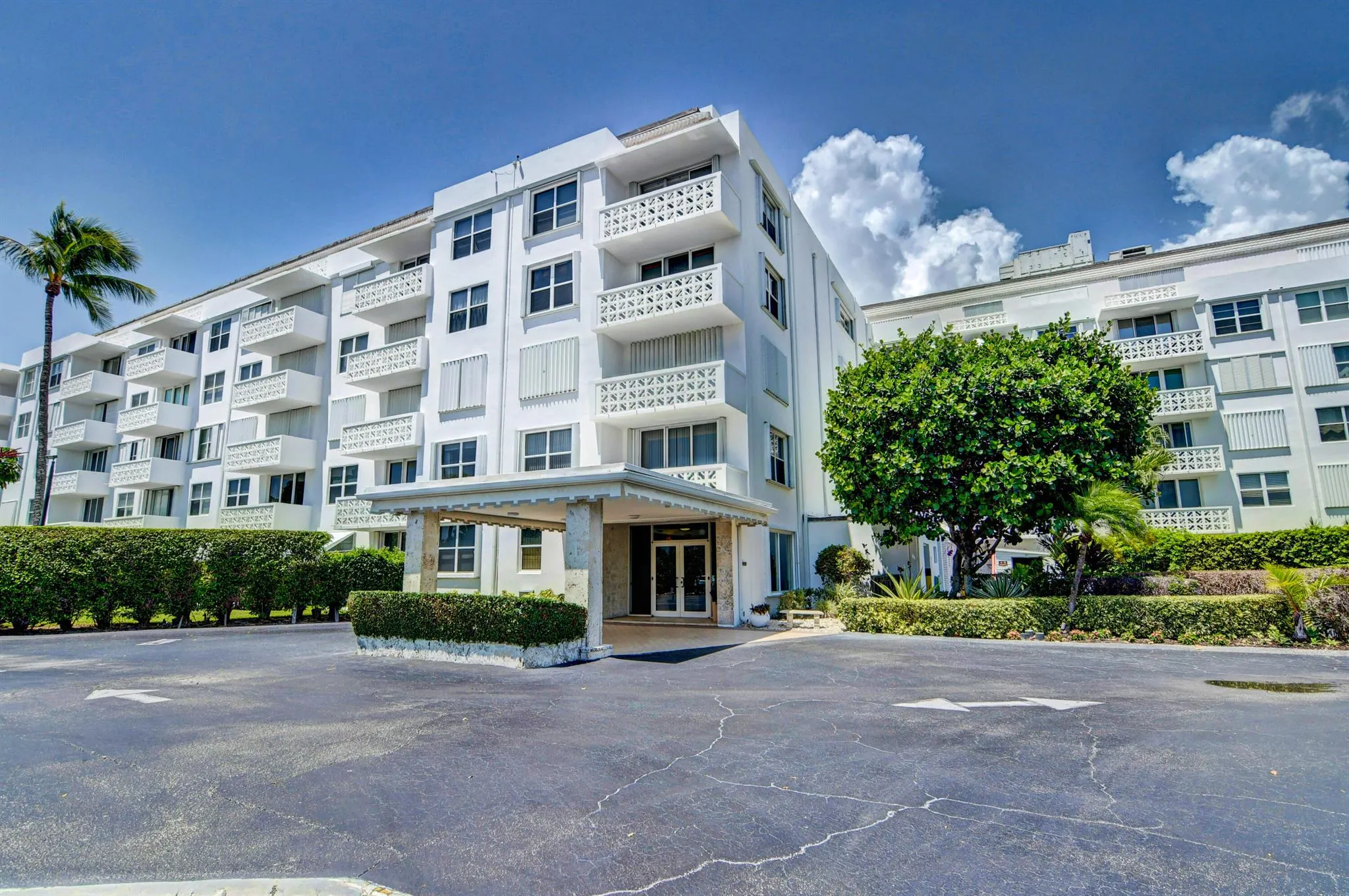 2840 S Ocean Boulevard, #421