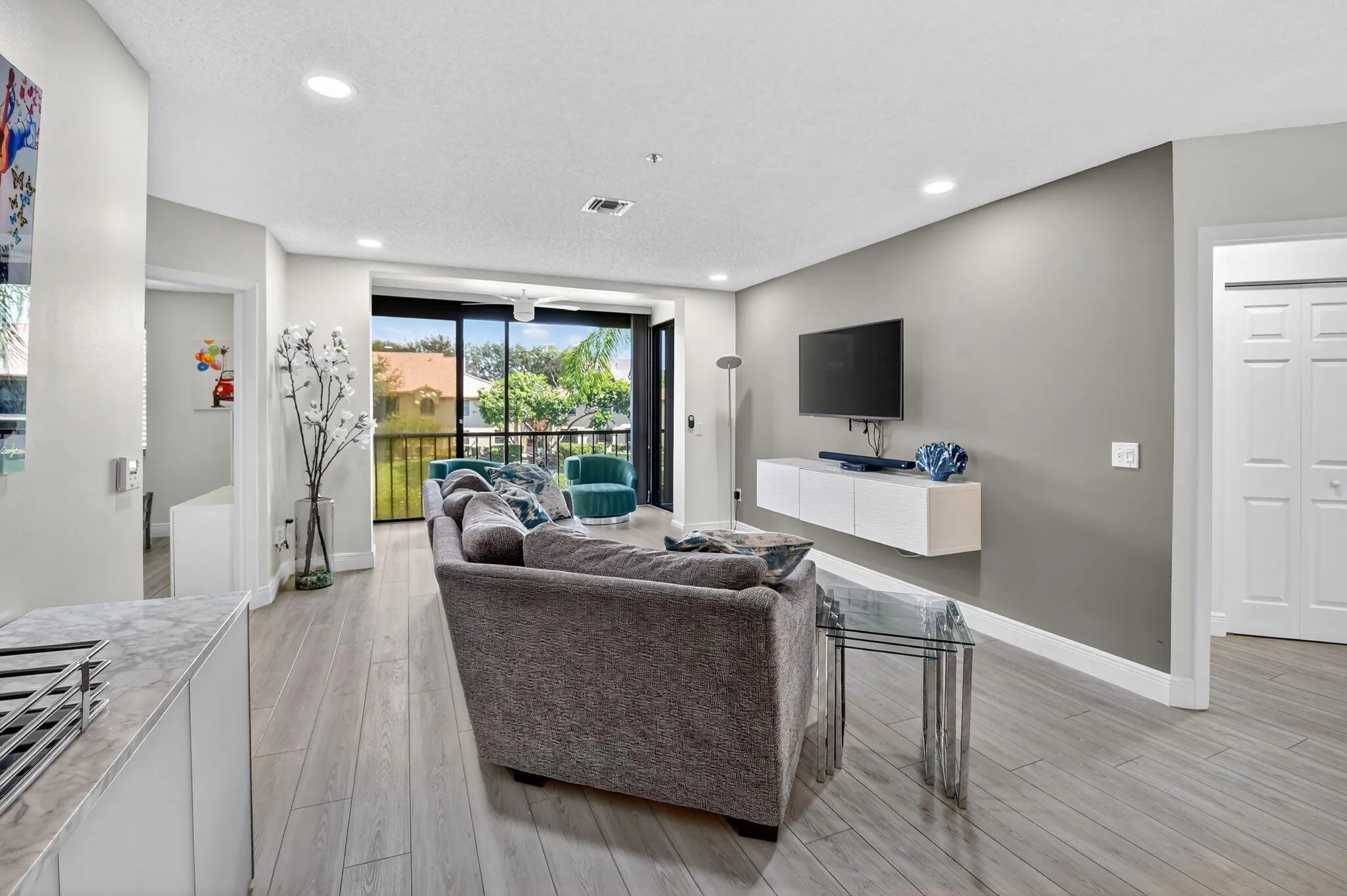 5099 Splendido Court, #J