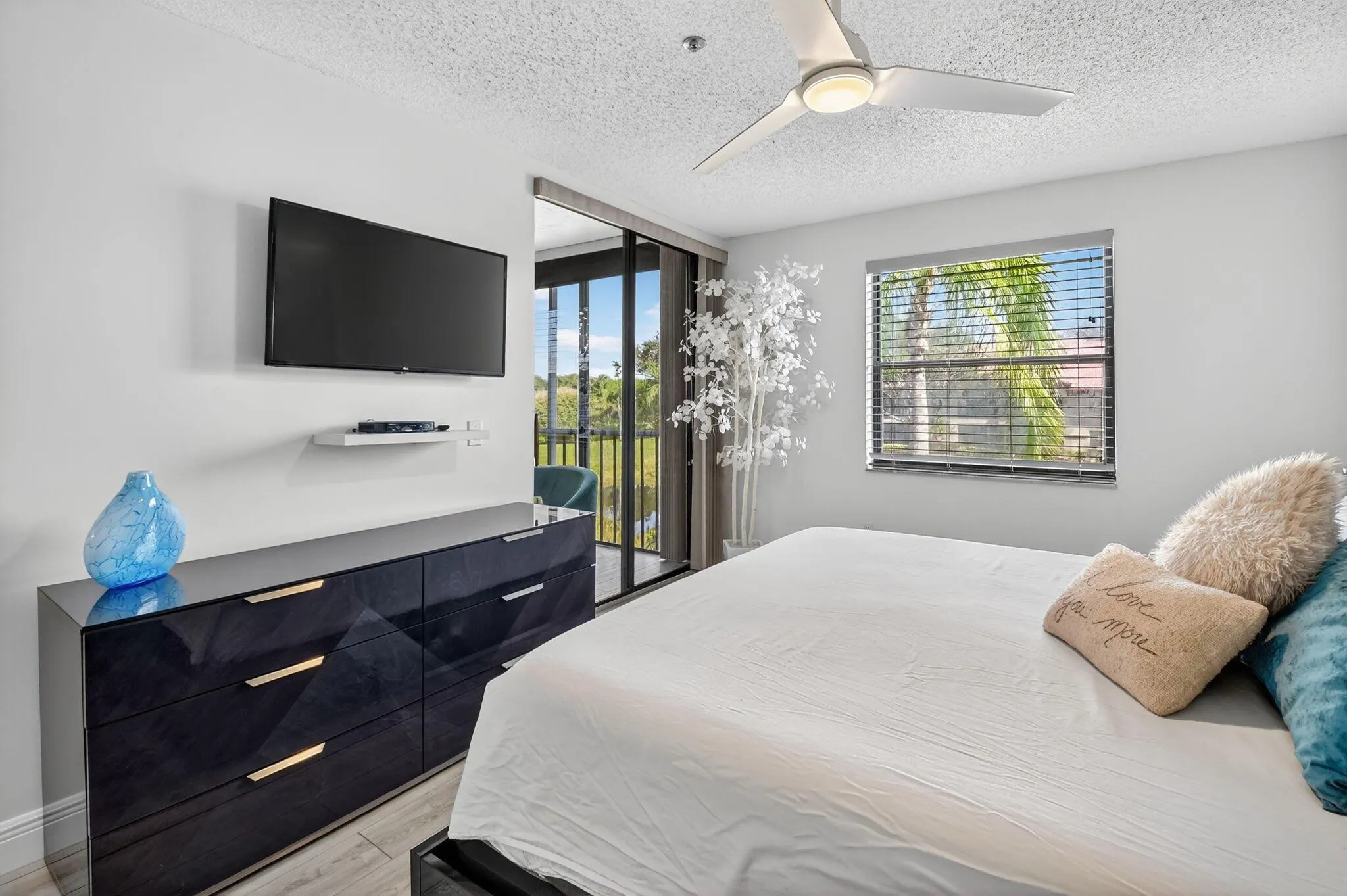 5099 Splendido Court, #J