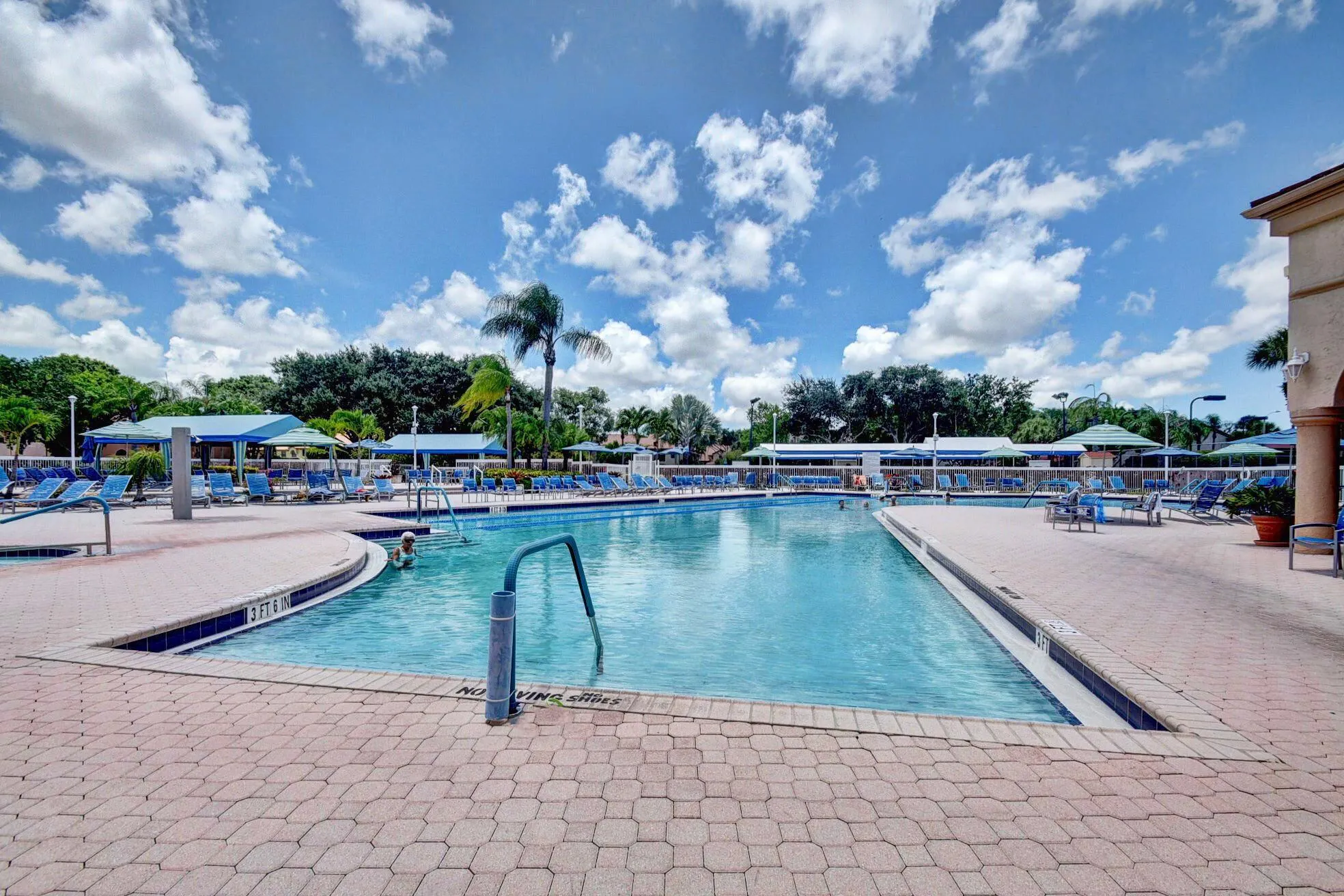 5099 Splendido Court, #J