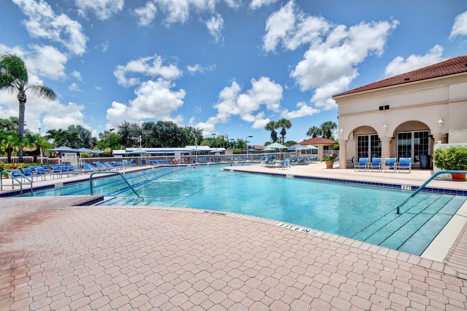 5099 Splendido Court, #J