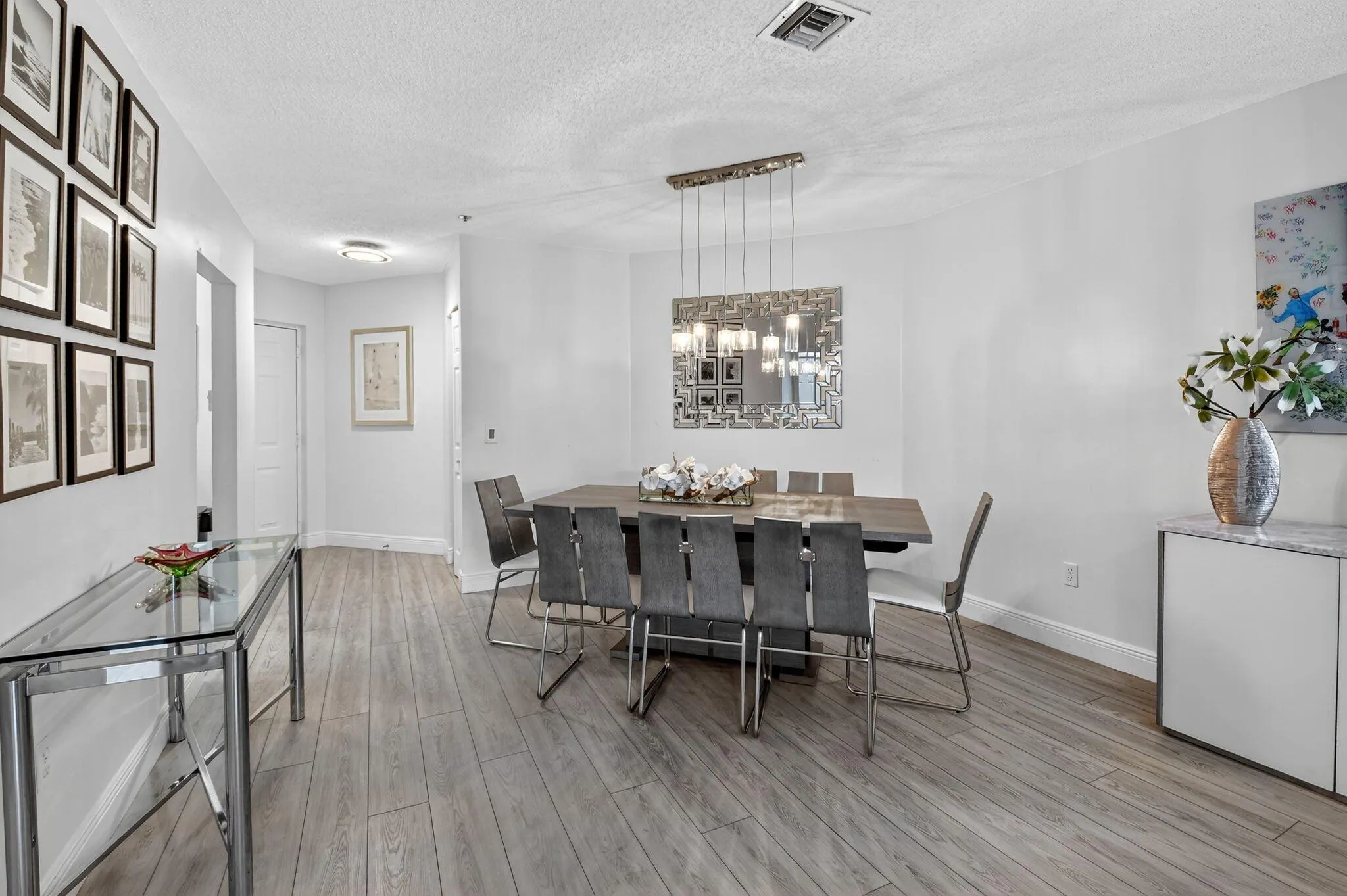 5099 Splendido Court, #J