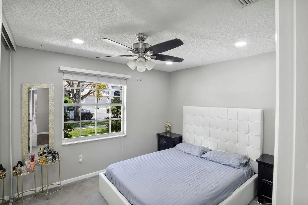 7654 Rockport Circle Circle