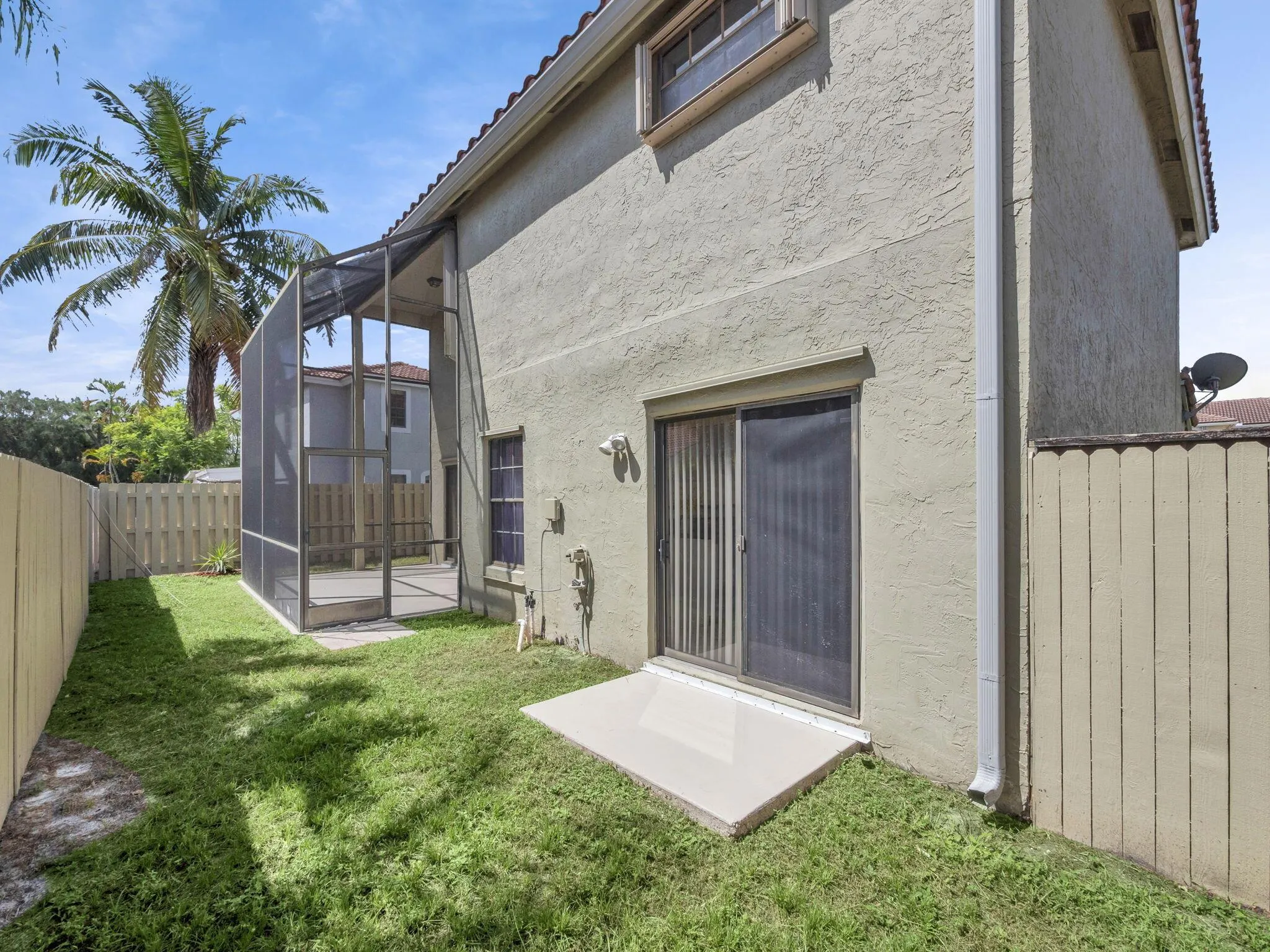 1744 Shoreside Circle