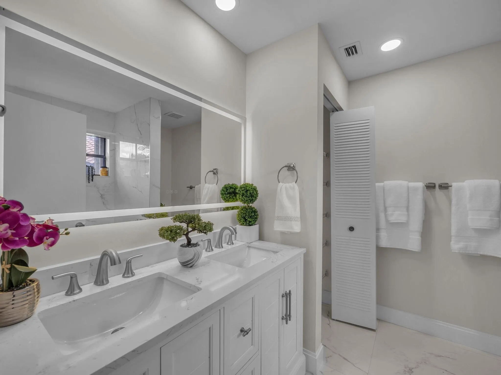 1744 Shoreside Circle