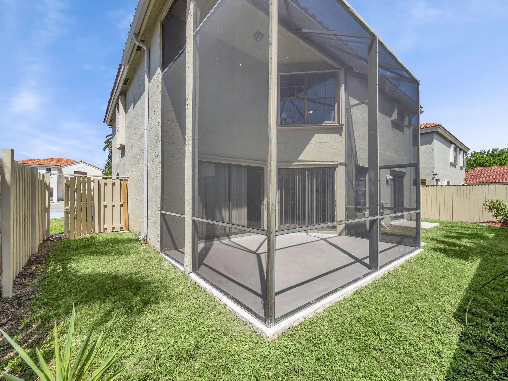 1744 Shoreside Circle