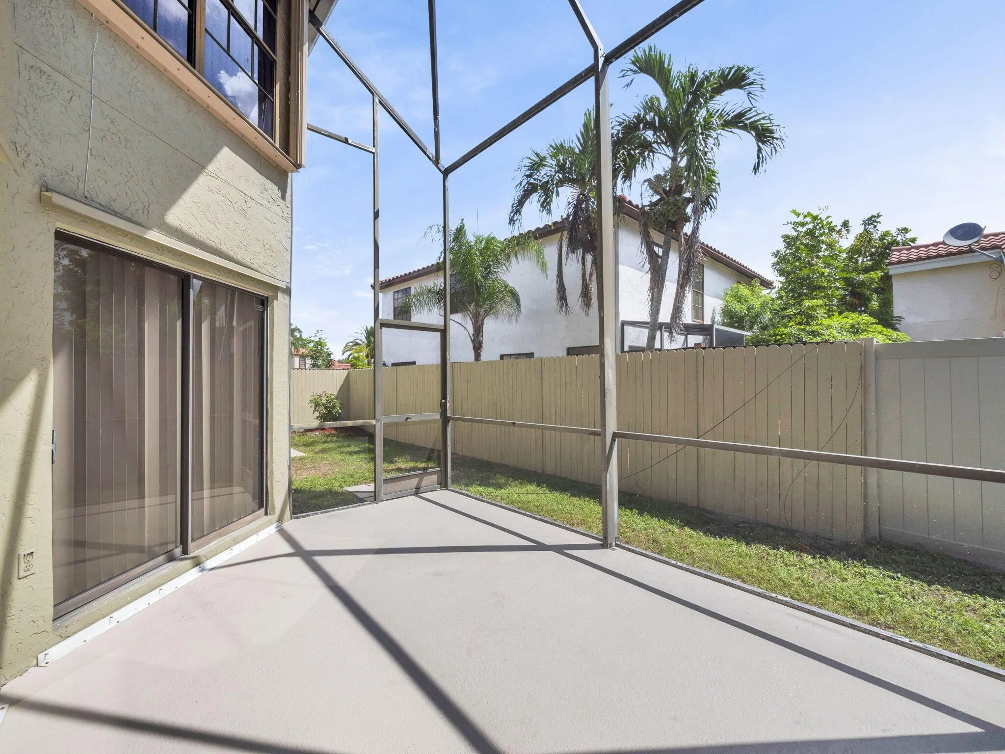 1744 Shoreside Circle
