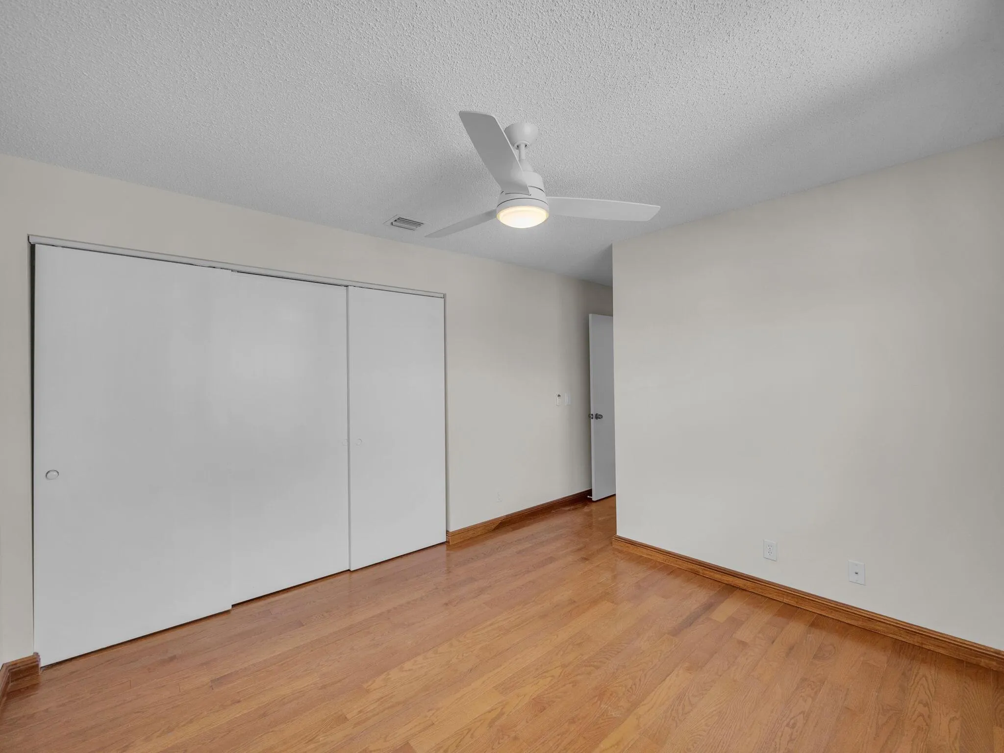 1744 Shoreside Circle