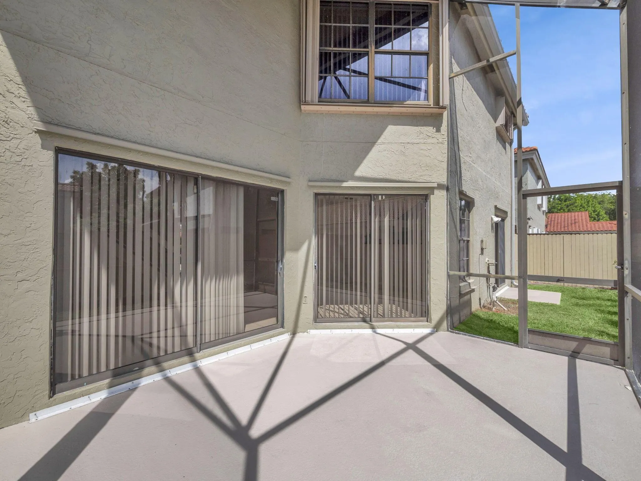 1744 Shoreside Circle
