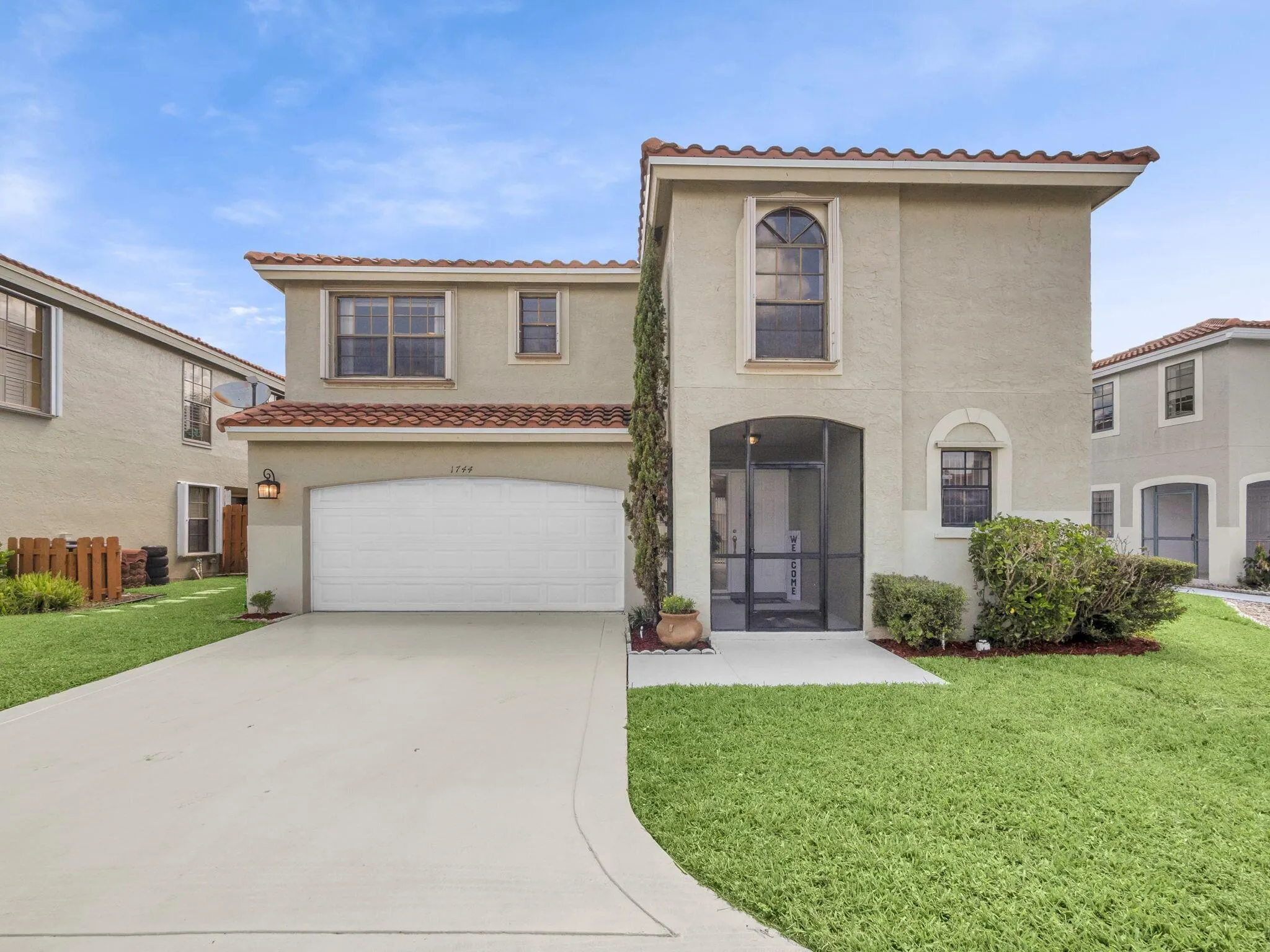 1744 Shoreside Circle