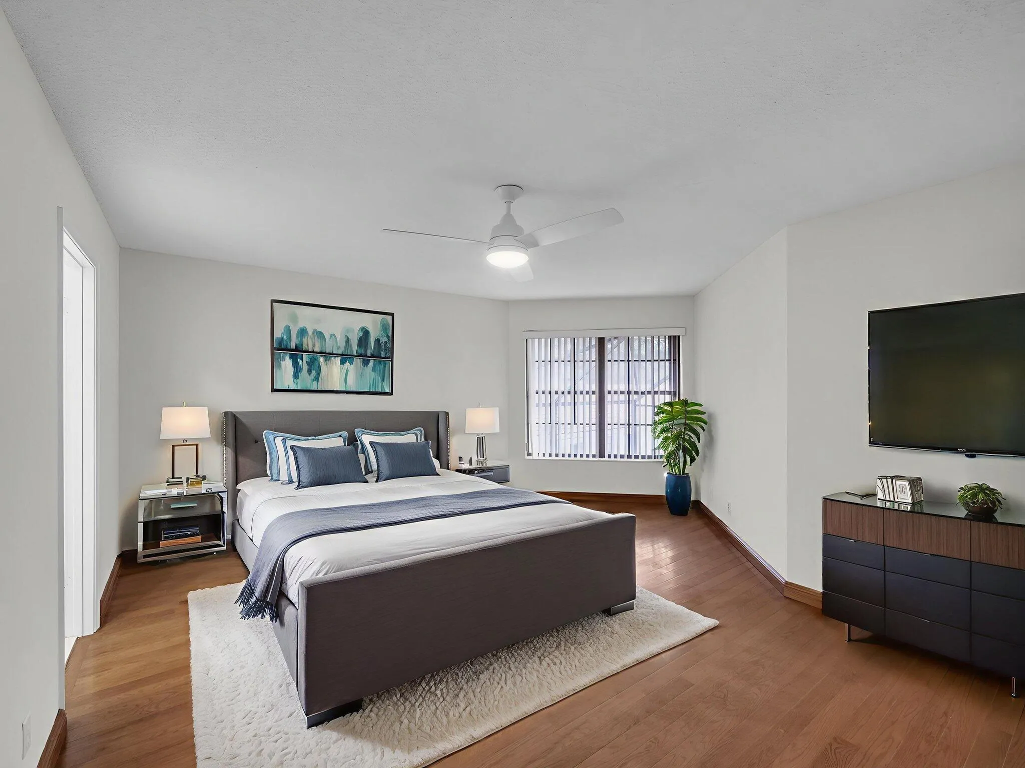 1744 Shoreside Circle