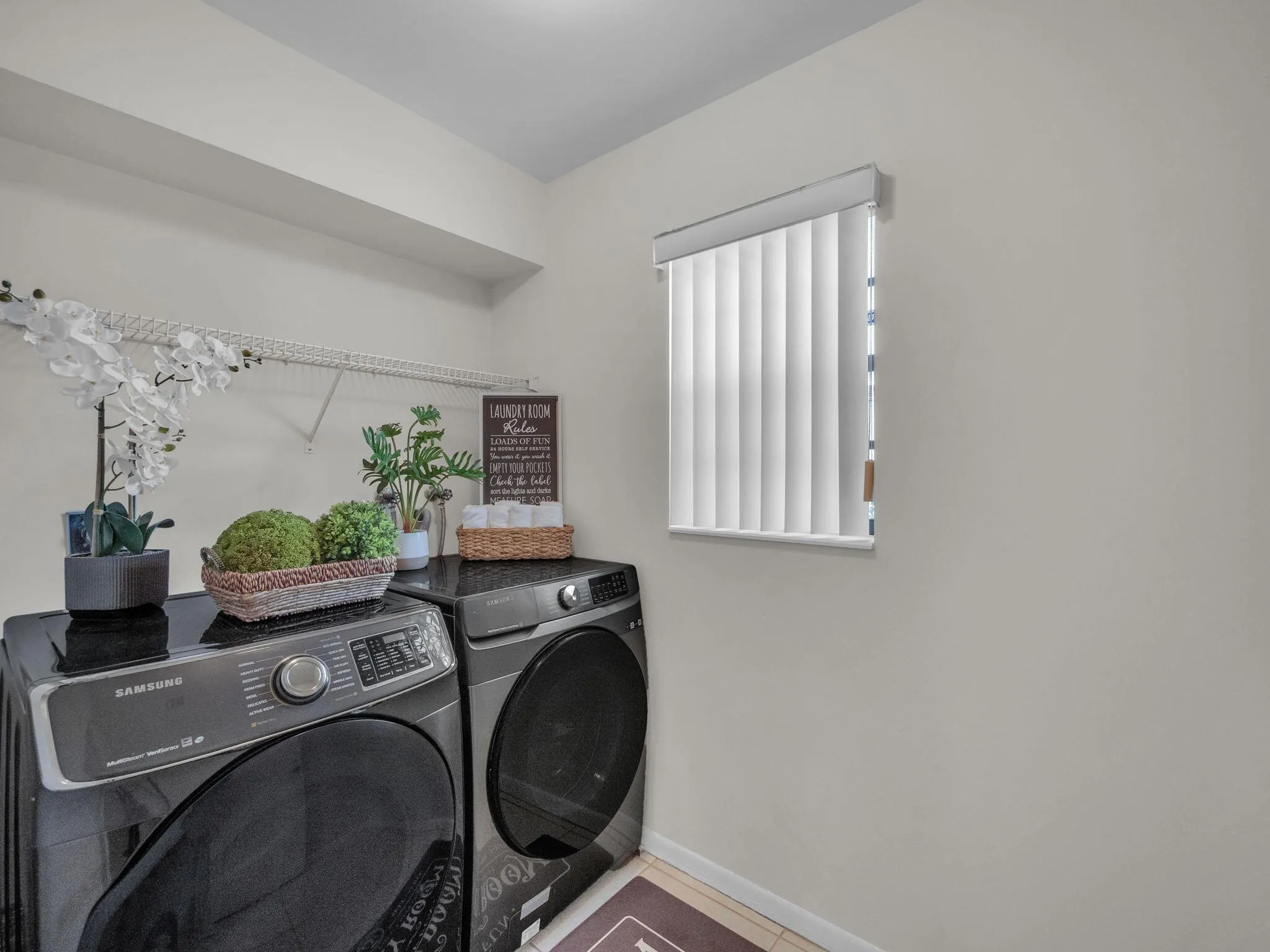 1744 Shoreside Circle