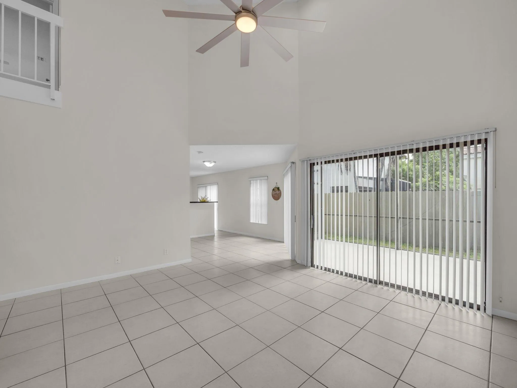 1744 Shoreside Circle