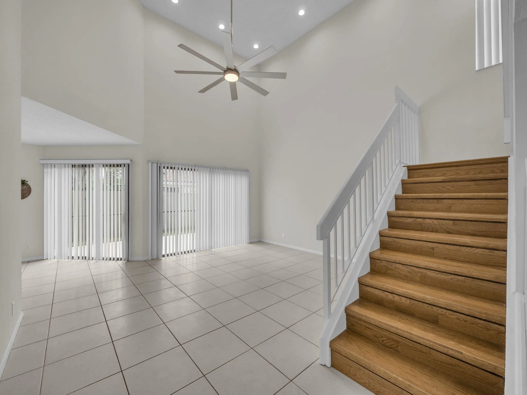 1744 Shoreside Circle