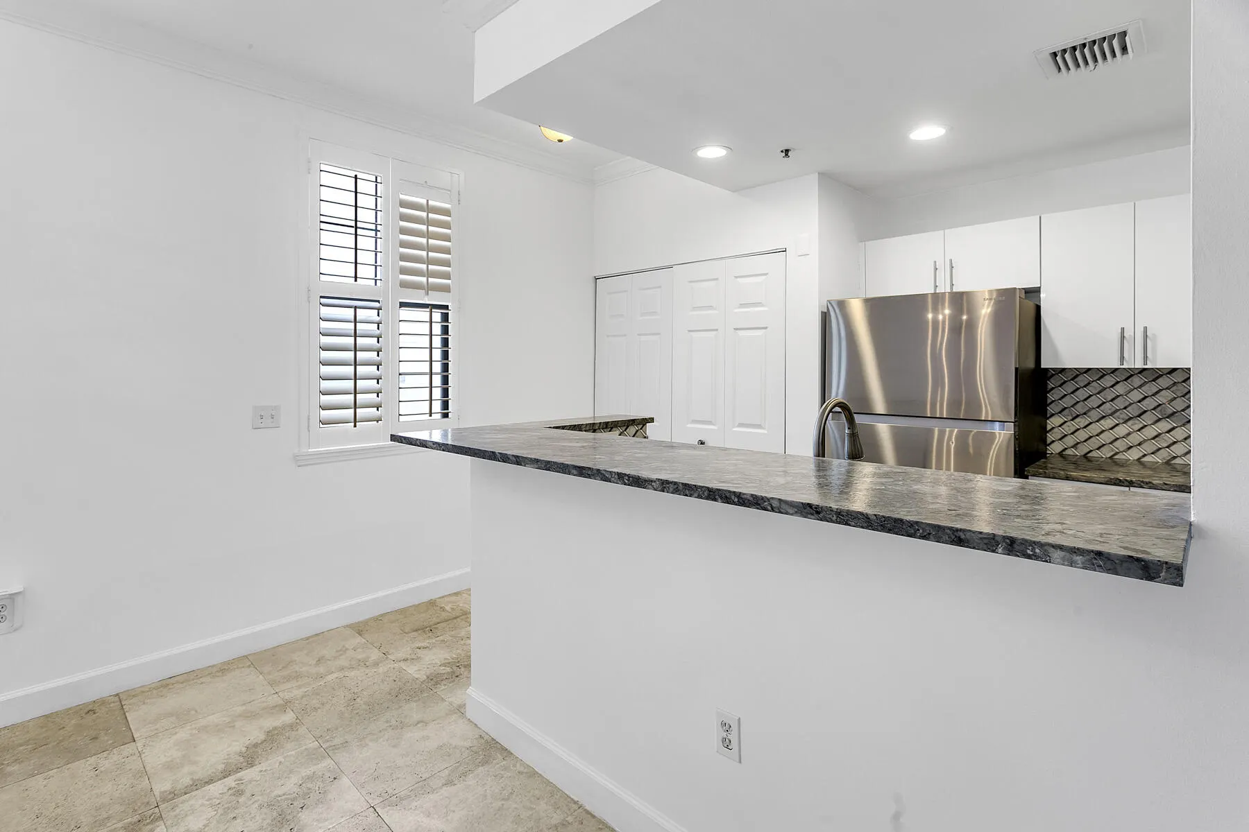 691 Hibiscus Street